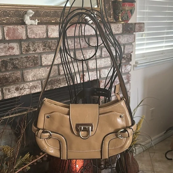 Apt.9 Faux Leather Tan Small Shoulder Bag - Picture 2 of 8